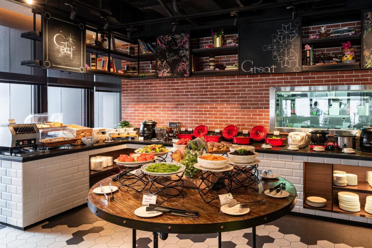 Greet Inn Kaohsiung Extérieur photo